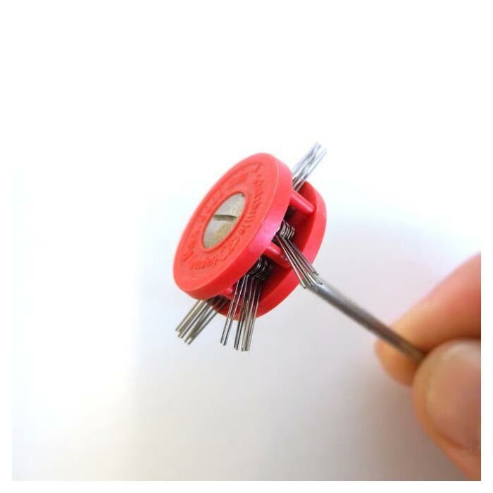 Texturing Brush Red (Medium)