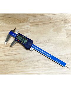 Beco Technic Sliding Vernier Caliper with fixing screw, stainless Steel, 150.00mm, digital display.